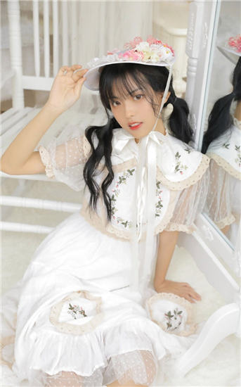 绿巨人草莓榴莲向日葵香蕉破解版